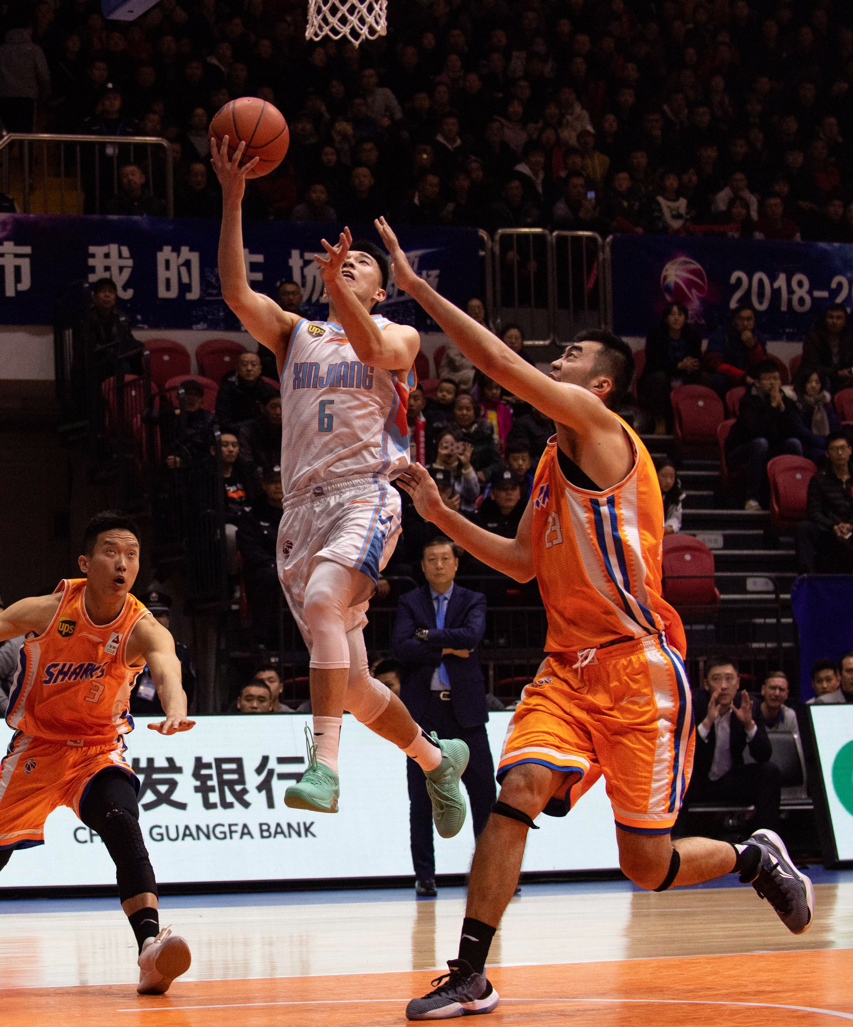 制了对手的 制了对手的