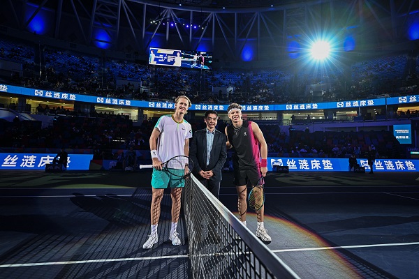 更是一次体 更是一次体